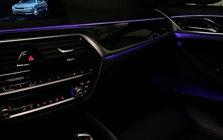BMW 5 серия, 2017 год, 9 фотография