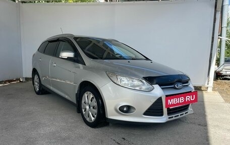 Ford Focus III, 2015 год, 895 000 рублей, 3 фотография