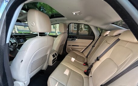 Jaguar XF II, 2016 год, 2 900 000 рублей, 9 фотография