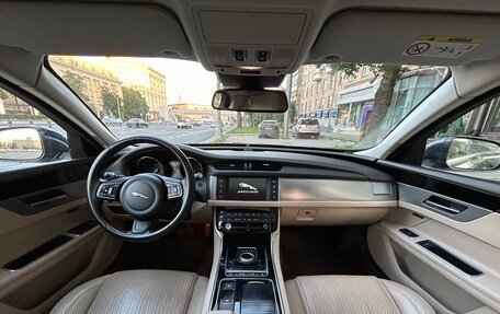 Jaguar XF II, 2016 год, 2 900 000 рублей, 10 фотография