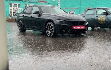 BMW 3 серия, 2017 год, 2 113 000 рублей, 2 фотография