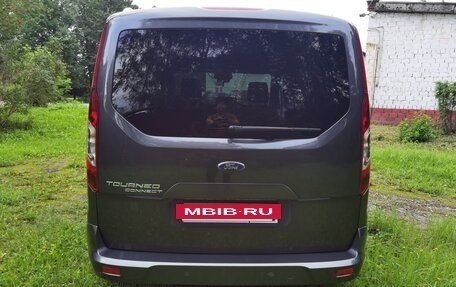 Ford Tourneo Connect II рестайлинг, 2021 год, 2 650 000 рублей, 4 фотография