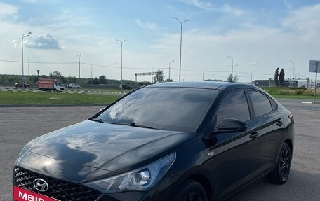 Hyundai Solaris II рестайлинг, 2020 год, 1 890 000 рублей, 2 фотография