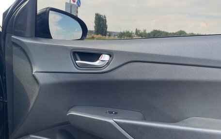 Hyundai Solaris II рестайлинг, 2020 год, 1 890 000 рублей, 21 фотография