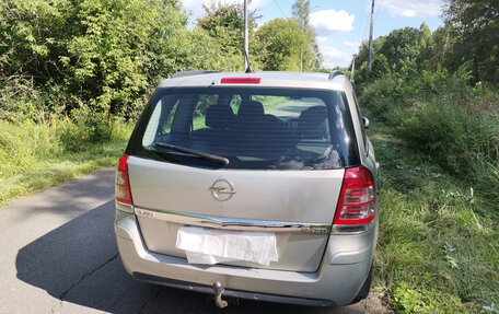 Opel Zafira B, 2007 год, 550 000 рублей, 4 фотография