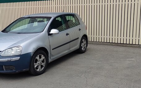 Volkswagen Golf V, 2005 год, 450 000 рублей, 2 фотография