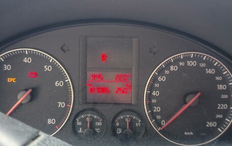 Volkswagen Golf V, 2005 год, 450 000 рублей, 9 фотография