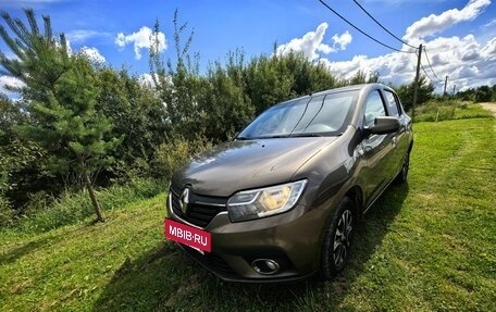 Renault Sandero II рестайлинг, 2018 год, 925 000 рублей, 5 фотография