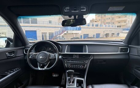 KIA Optima IV, 2018 год, 2 350 000 рублей, 8 фотография