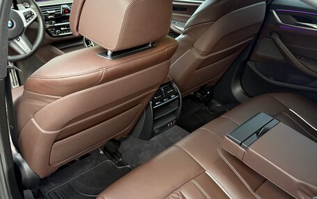 BMW 5 серия, 2019 год, 5 930 000 рублей, 11 фотография