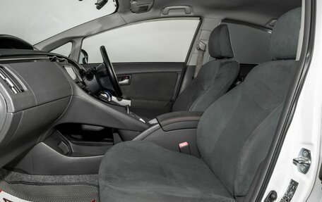 Toyota Prius, 2011 год, 1 200 000 рублей, 5 фотография