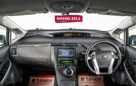 Toyota Prius, 2011 год, 1 200 000 рублей, 7 фотография