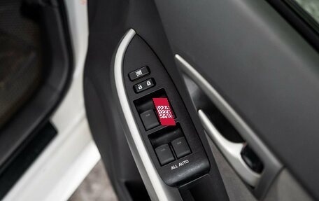 Toyota Prius, 2011 год, 1 200 000 рублей, 14 фотография
