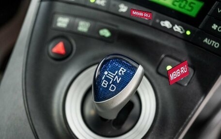 Toyota Prius, 2011 год, 1 200 000 рублей, 12 фотография