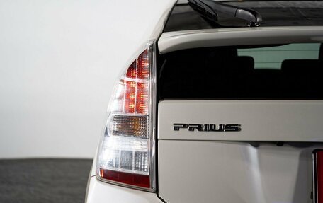Toyota Prius, 2011 год, 1 200 000 рублей, 18 фотография