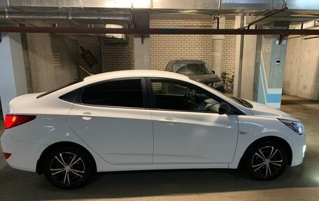Hyundai Solaris II рестайлинг, 2014 год, 950 000 рублей, 12 фотография