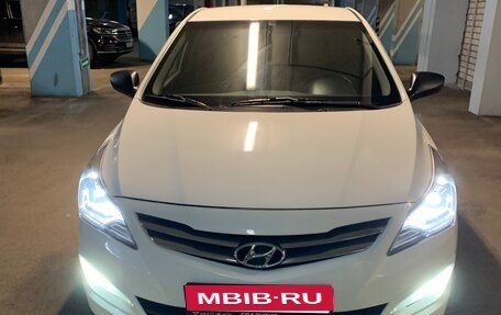 Hyundai Solaris II рестайлинг, 2014 год, 950 000 рублей, 14 фотография