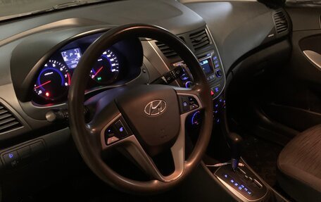 Hyundai Solaris II рестайлинг, 2014 год, 950 000 рублей, 20 фотография