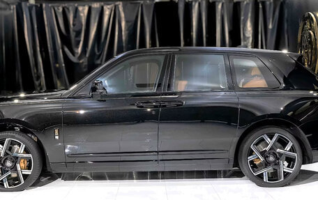 Rolls-Royce Cullinan, 2025 год, 50 000 000 рублей, 5 фотография