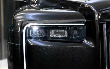 Rolls-Royce Cullinan, 2025 год, 50 000 000 рублей, 9 фотография