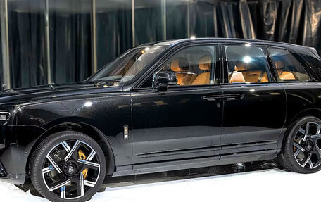 Rolls-Royce Cullinan, 2025 год, 50 000 000 рублей, 4 фотография