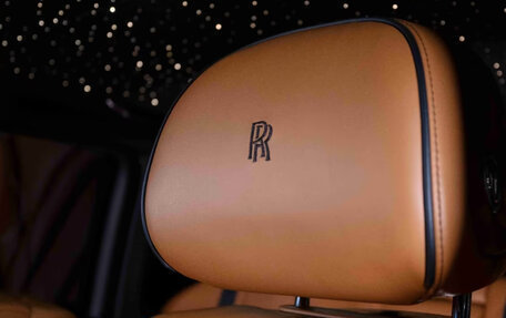 Rolls-Royce Cullinan, 2025 год, 50 000 000 рублей, 18 фотография