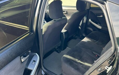 Toyota Prius, 2015 год, 1 379 000 рублей, 11 фотография