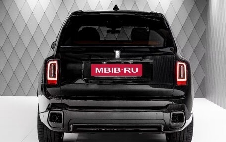 Rolls-Royce Cullinan, 2025 год, 50 000 000 рублей, 5 фотография