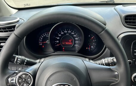 KIA Soul II рестайлинг, 2015 год, 1 000 000 рублей, 8 фотография