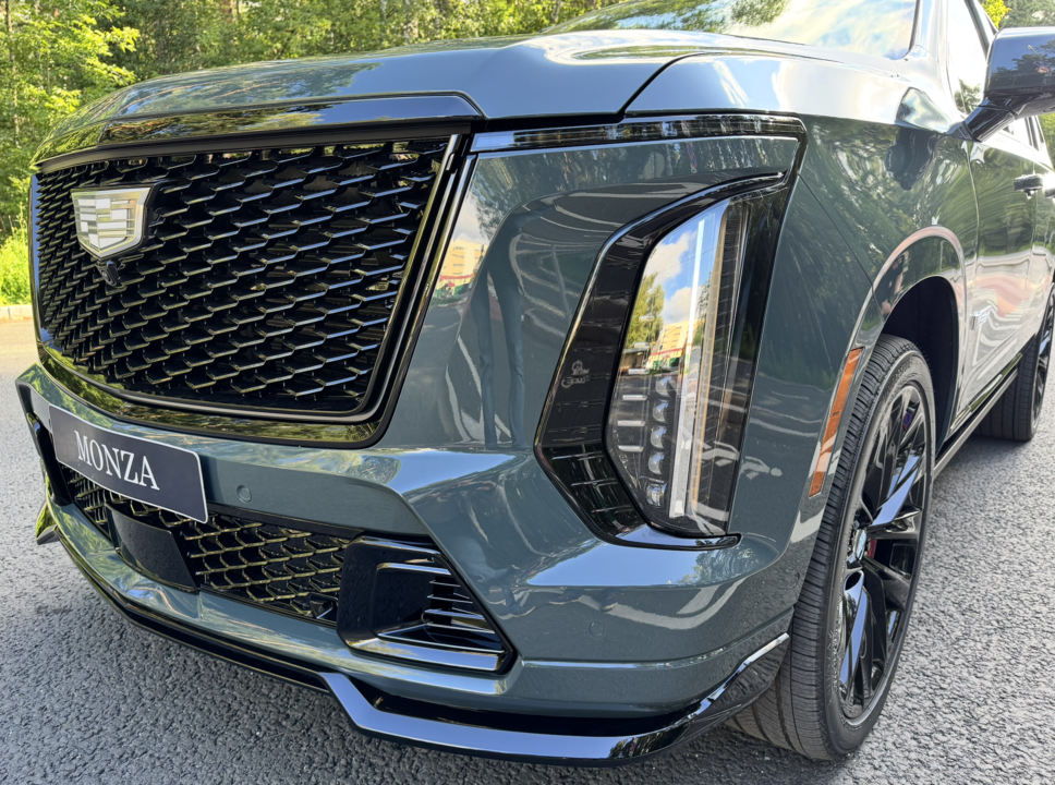 Cadillac Escalade V, 2025 год, 33 000 000 рублей, 13 фотография