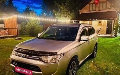 Mitsubishi Outlander III рестайлинг 3, 2013 год, 1 100 000 рублей, 1 фотография