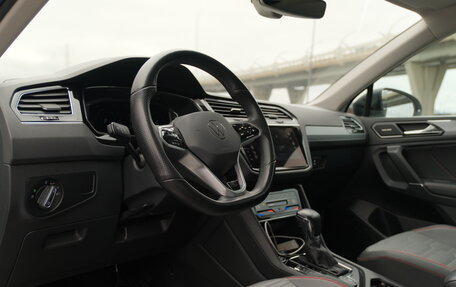 Volkswagen Tiguan II, 2020 год, 3 590 000 рублей, 17 фотография