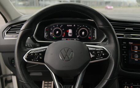 Volkswagen Tiguan II, 2020 год, 3 590 000 рублей, 21 фотография