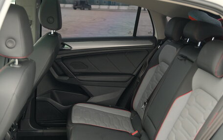 Volkswagen Tiguan II, 2020 год, 3 590 000 рублей, 31 фотография