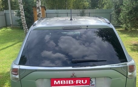 Mitsubishi Outlander III рестайлинг 3, 2013 год, 1 100 000 рублей, 8 фотография