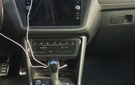 Volkswagen Tiguan II, 2021 год, 3 300 000 рублей, 6 фотография