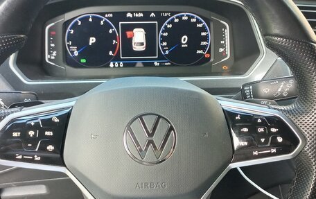 Volkswagen Tiguan II, 2021 год, 3 300 000 рублей, 15 фотография