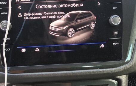 Volkswagen Tiguan II, 2021 год, 3 300 000 рублей, 29 фотография
