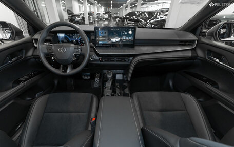 Toyota Camry, 2024 год, 4 800 000 рублей, 8 фотография