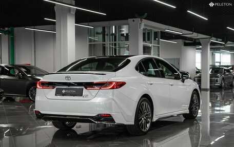 Toyota Camry, 2024 год, 4 800 000 рублей, 5 фотография