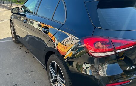 Mercedes-Benz A-Класс, 2019 год, 2 400 000 рублей, 3 фотография