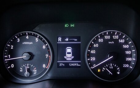 Hyundai Solaris II рестайлинг, 2017 год, 1 358 000 рублей, 12 фотография