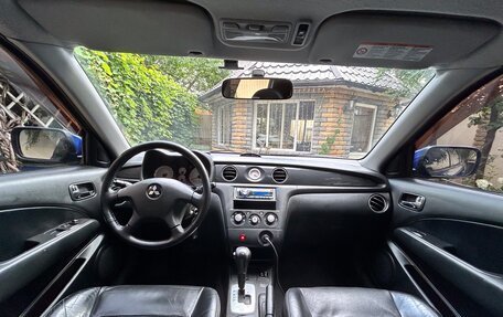 Mitsubishi Outlander III рестайлинг 3, 2007 год, 1 290 000 рублей, 13 фотография