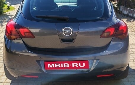 Opel Astra J, 2010 год, 620 000 рублей, 4 фотография