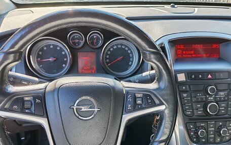 Opel Astra J, 2010 год, 620 000 рублей, 17 фотография