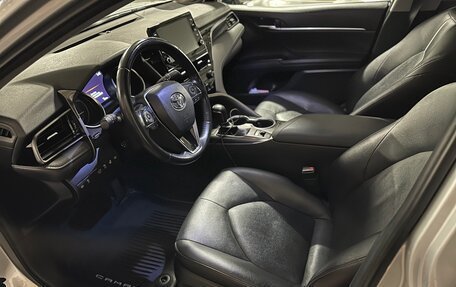 Toyota Camry, 2021 год, 3 200 000 рублей, 8 фотография