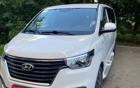 Hyundai Grand Starex Grand Starex I рестайлинг 2, 2020 год, 3 480 000 рублей, 8 фотография