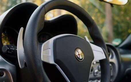 Alfa Romeo 8C Competizione, 2010 год, 28 600 000 рублей, 10 фотография