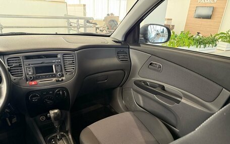 KIA Rio II, 2011 год, 690 000 рублей, 18 фотография