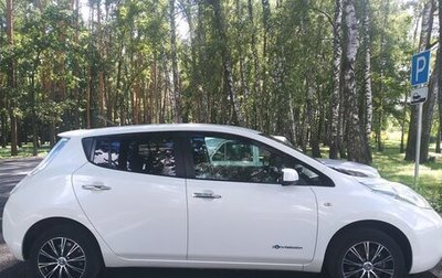 Nissan Leaf I, 2015 год, 850 000 рублей, 1 фотография
